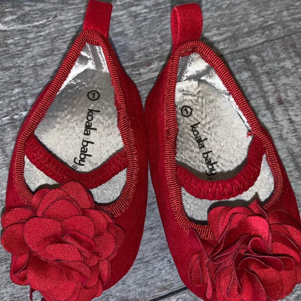 Koala Kids Red Flower Crib Shoes